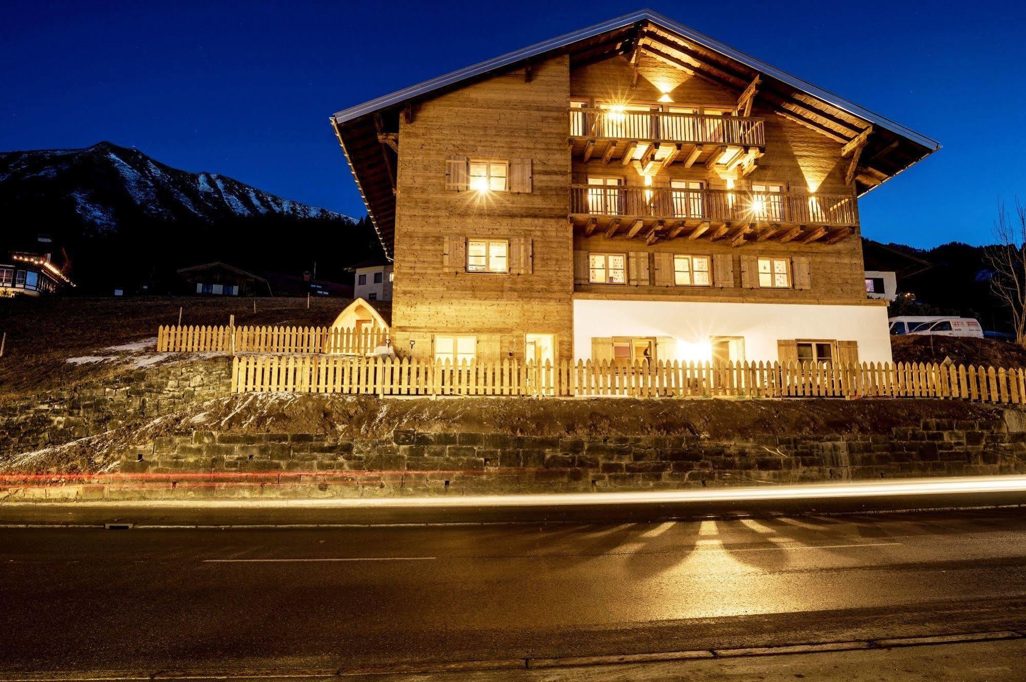 Alpen Select Lodge Kleinwalsertal Riezlern Dış mekan fotoğraf